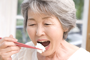 オールオン4なら即日でも食事OK！ でも固いものはいつから？